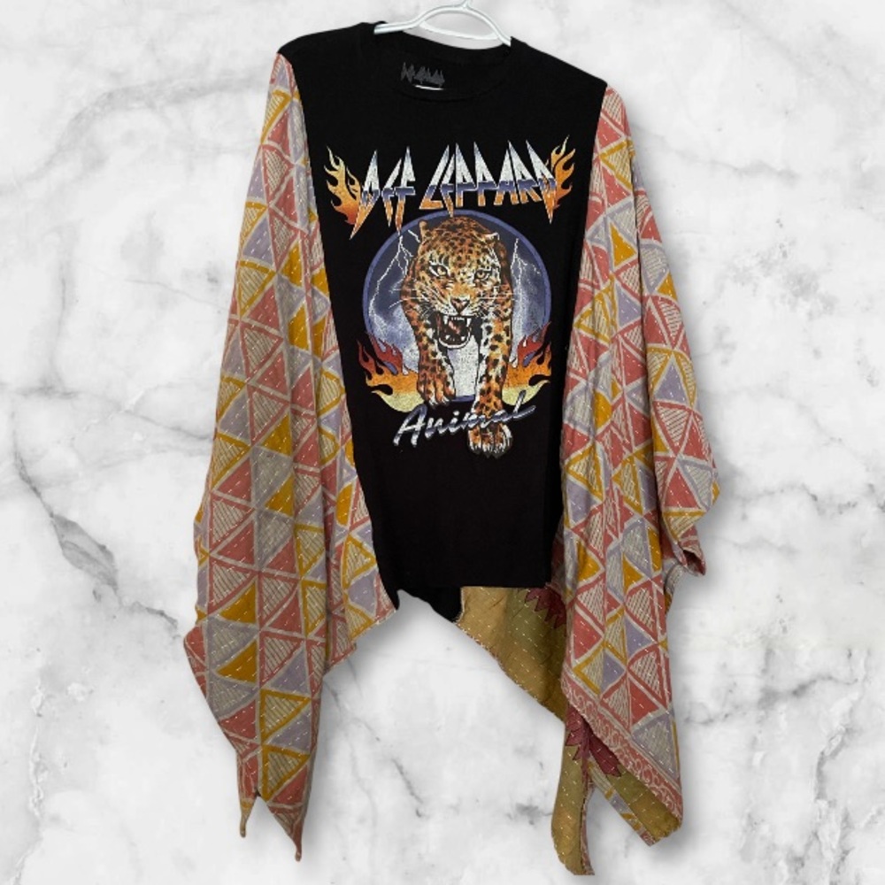 Fun Graphic Kimono Top - Black and Multicolor